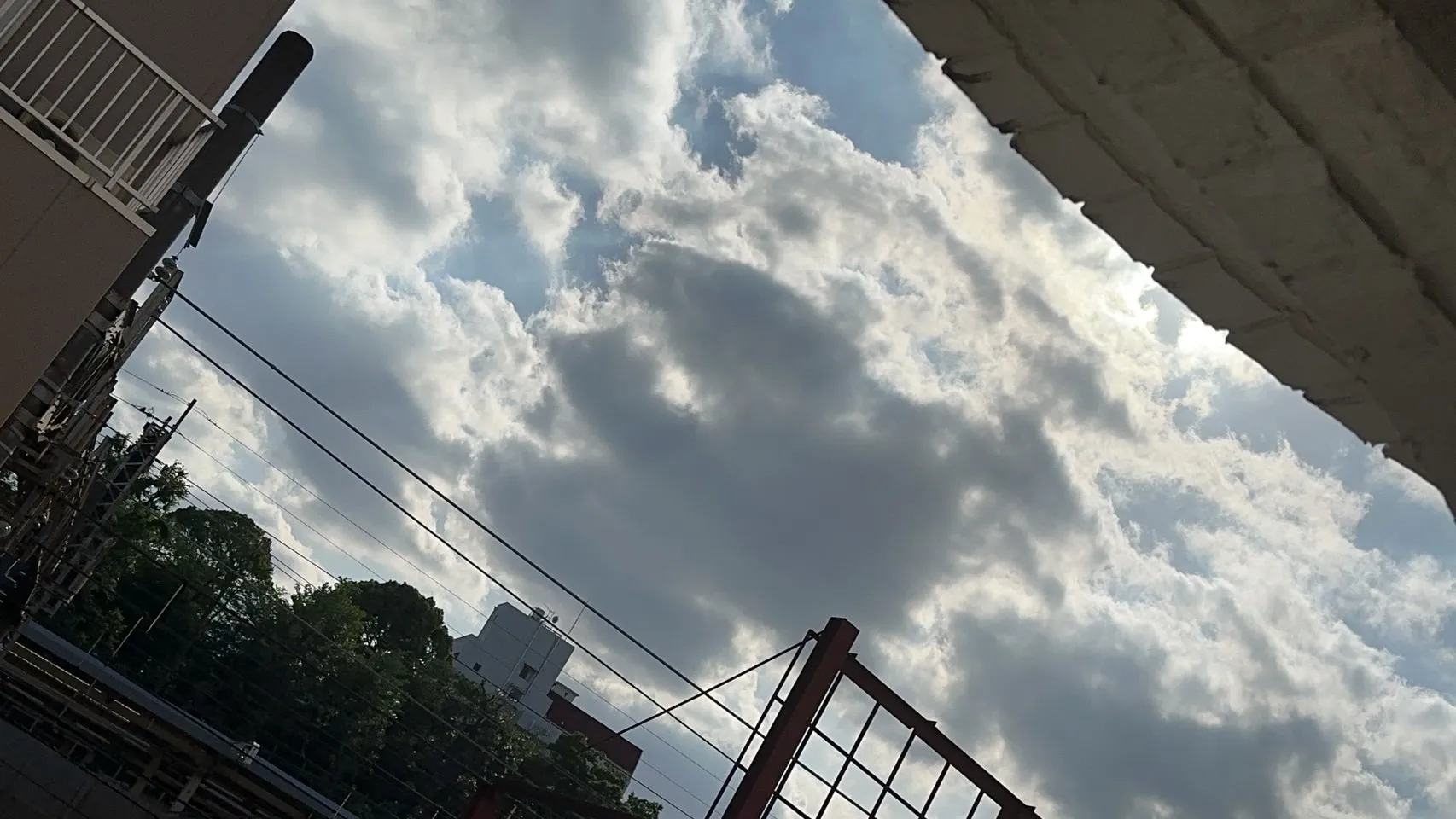 気温も上がってきましたね!